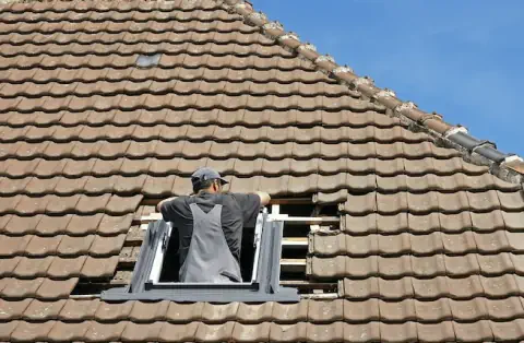 Pose de velux - Saint-Georges-des-Groseillers